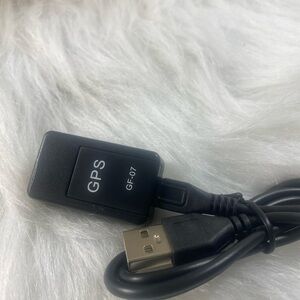 Magnetic GF07 Mini GPS.